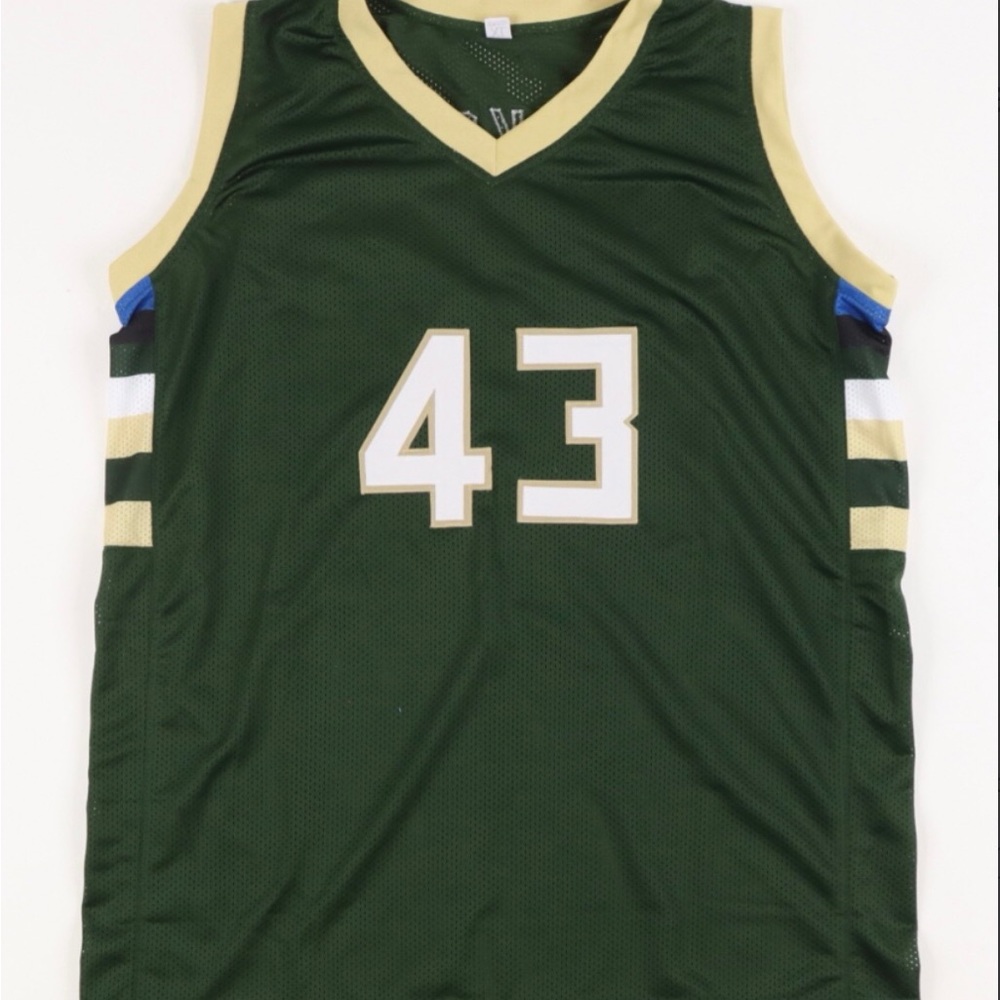 Custom on-court style jersey. Hand-signed by Thanasis Antetokounmpo. - Picture 2 of 3